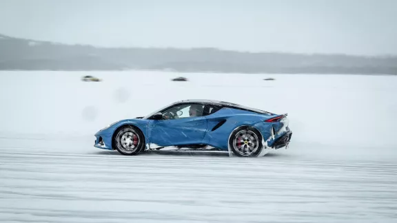 Lotus Lotus Emira